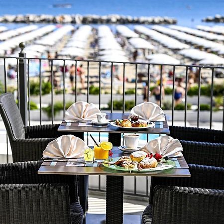 Hotel La Rosa Каттолика Экстерьер фото