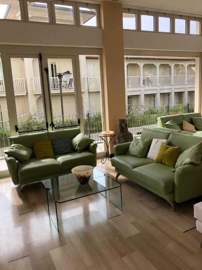 Hotel La Rosa Каттолика Экстерьер фото
